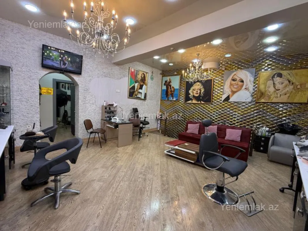 Satılır 4 otaqlı obyekt 130 m²