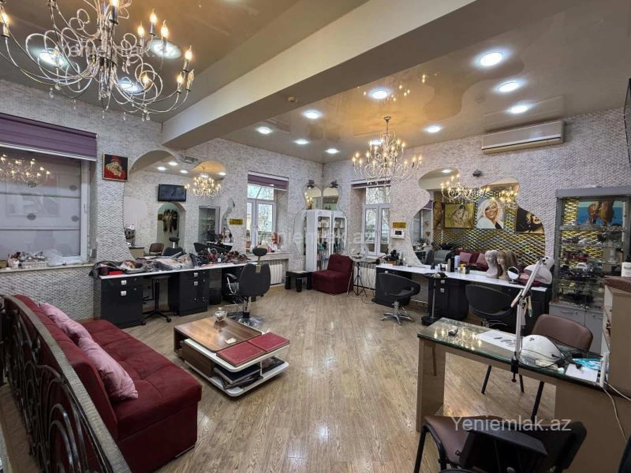 Satılır 4 otaqlı obyekt 130 m²