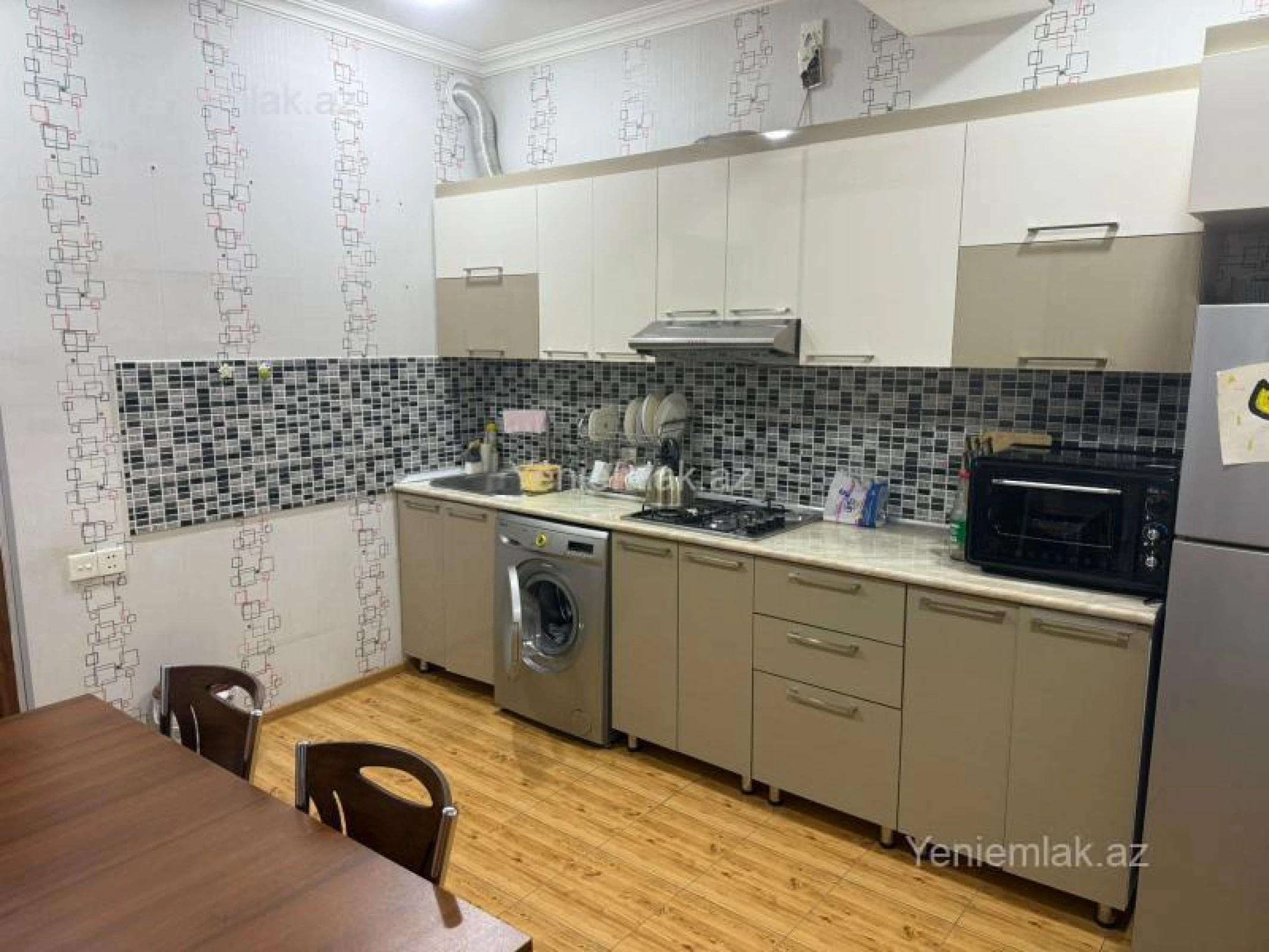 Satılır 2 otaqlı yeni tikili 80 m²