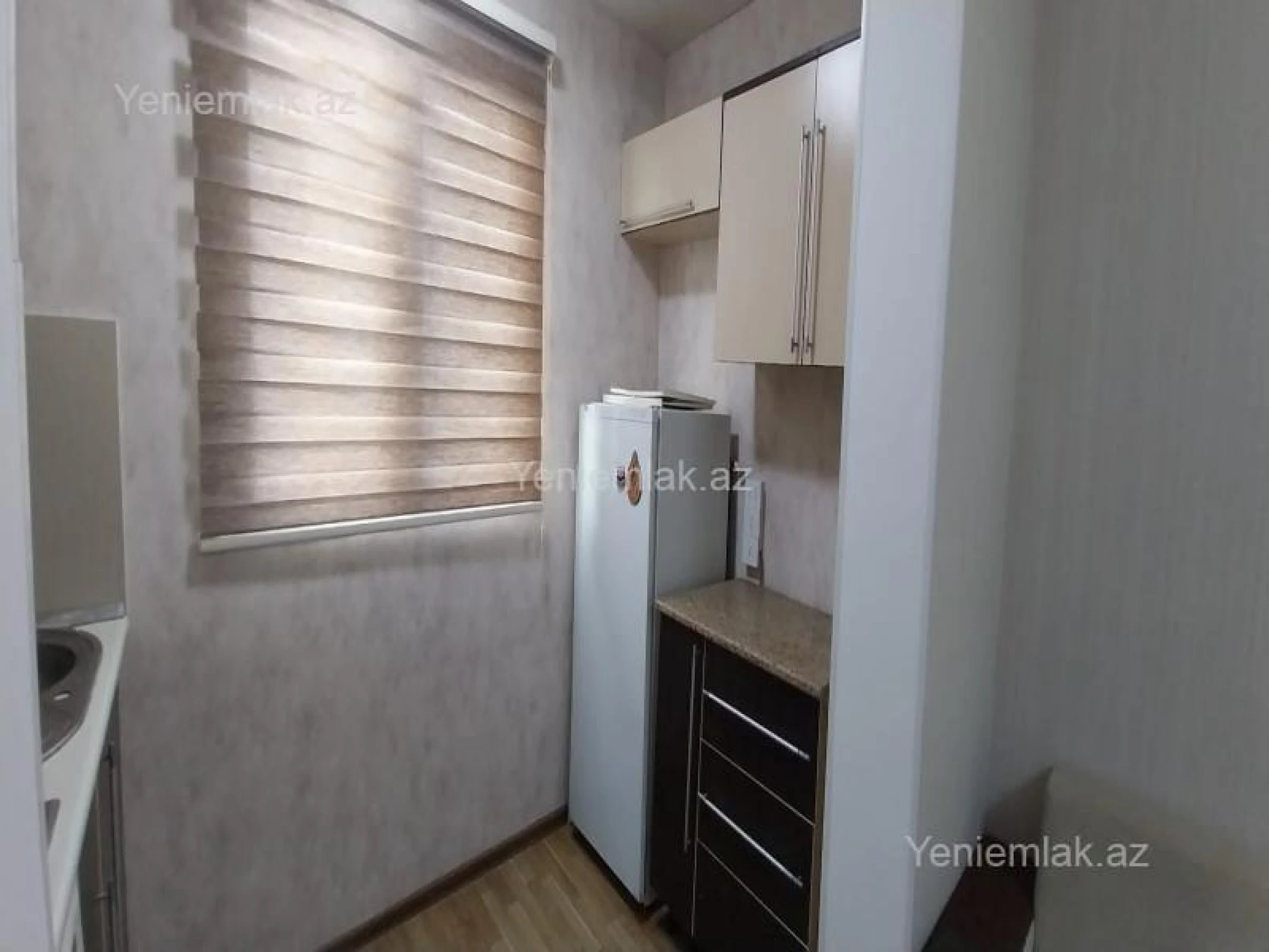 Satılır 3 otaqlı köhnə tikili 60 m²