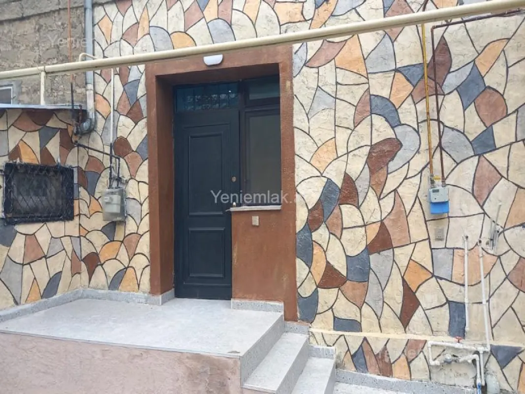 Satılır 3 otaqlı həyət evi 60 m²