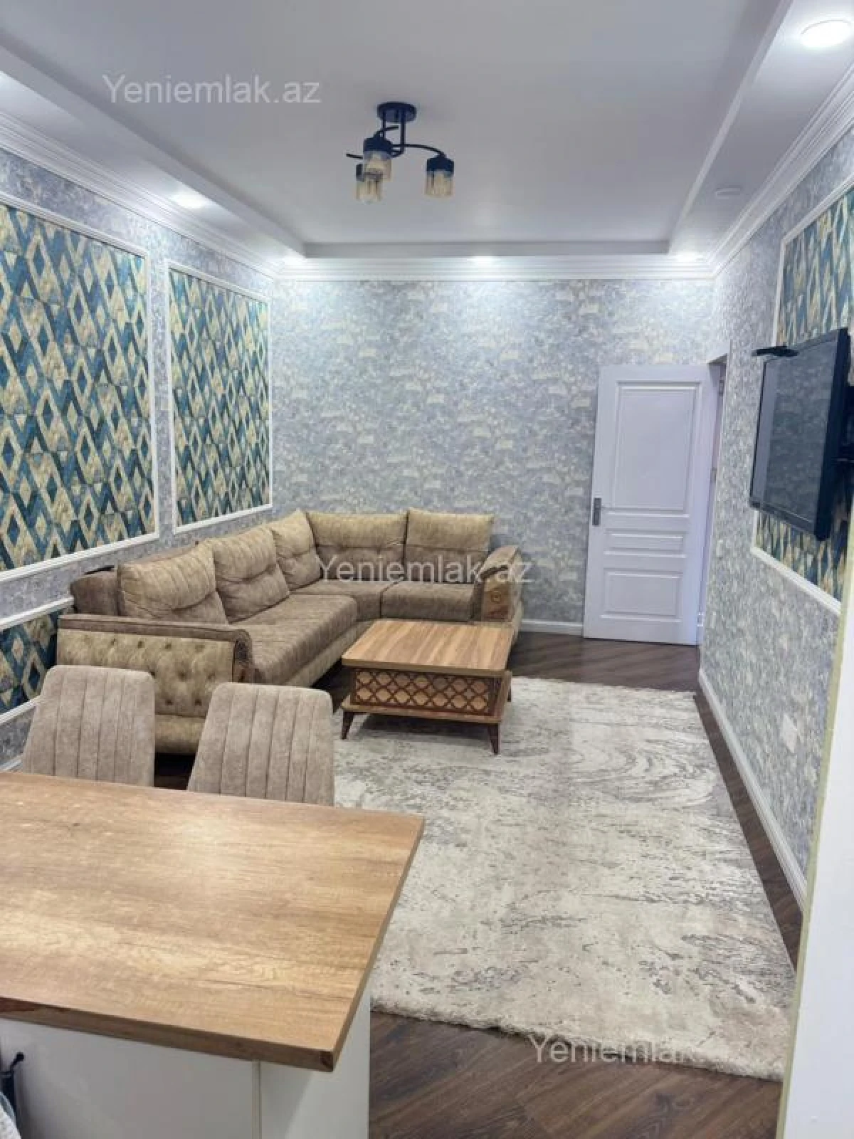 Satılır 4 otaqlı köhnə tikili 91 m²