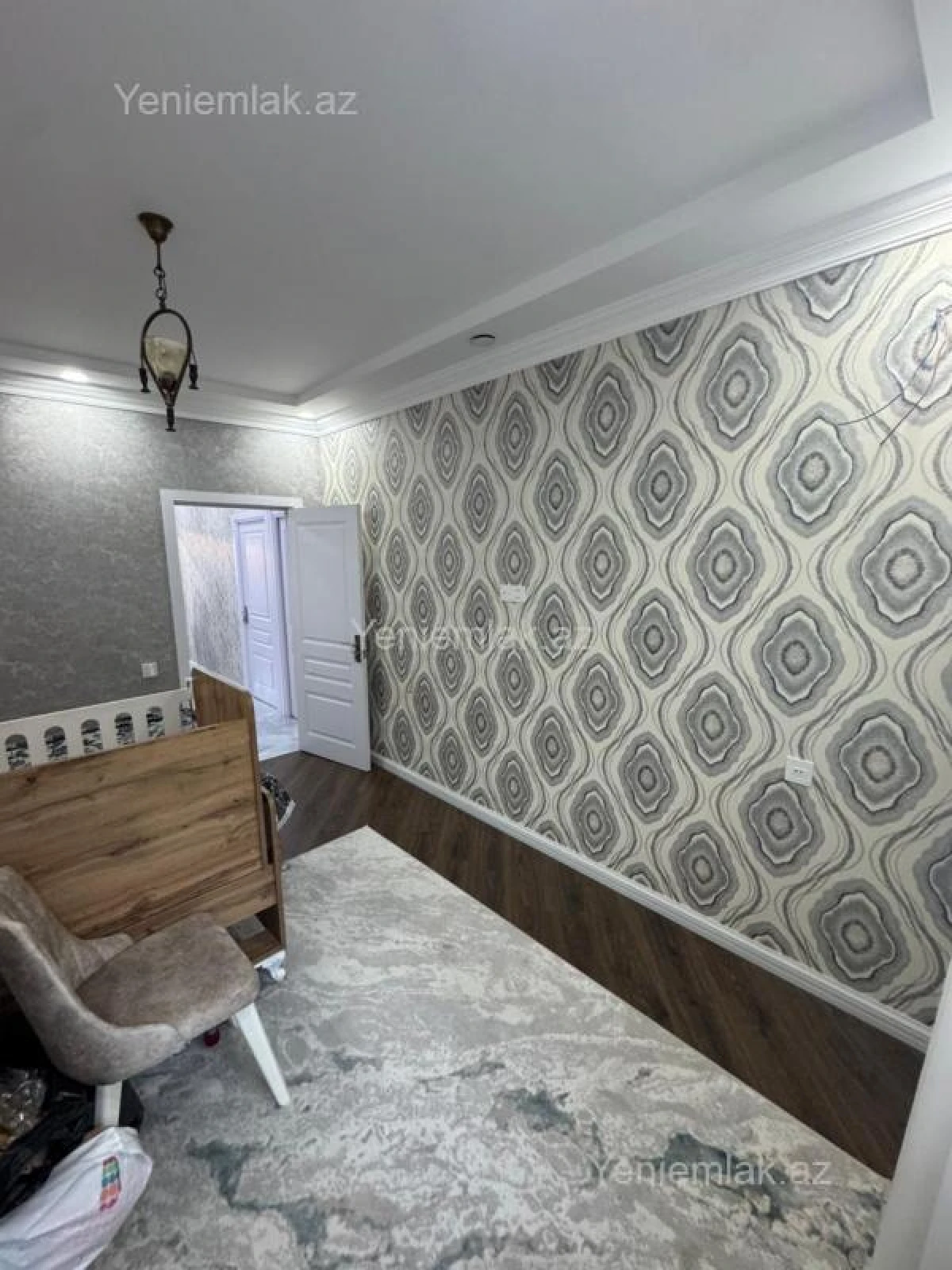 Satılır 4 otaqlı köhnə tikili 91 m²
