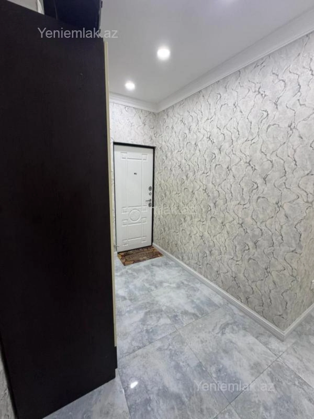 Satılır 4 otaqlı köhnə tikili 91 m²
