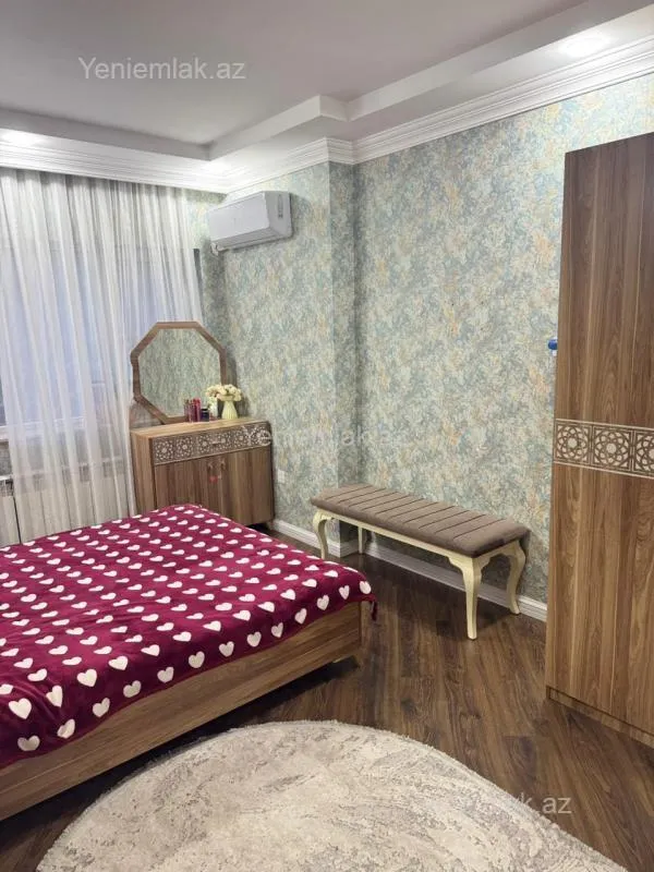 Satılır 4 otaqlı köhnə tikili 91 m²