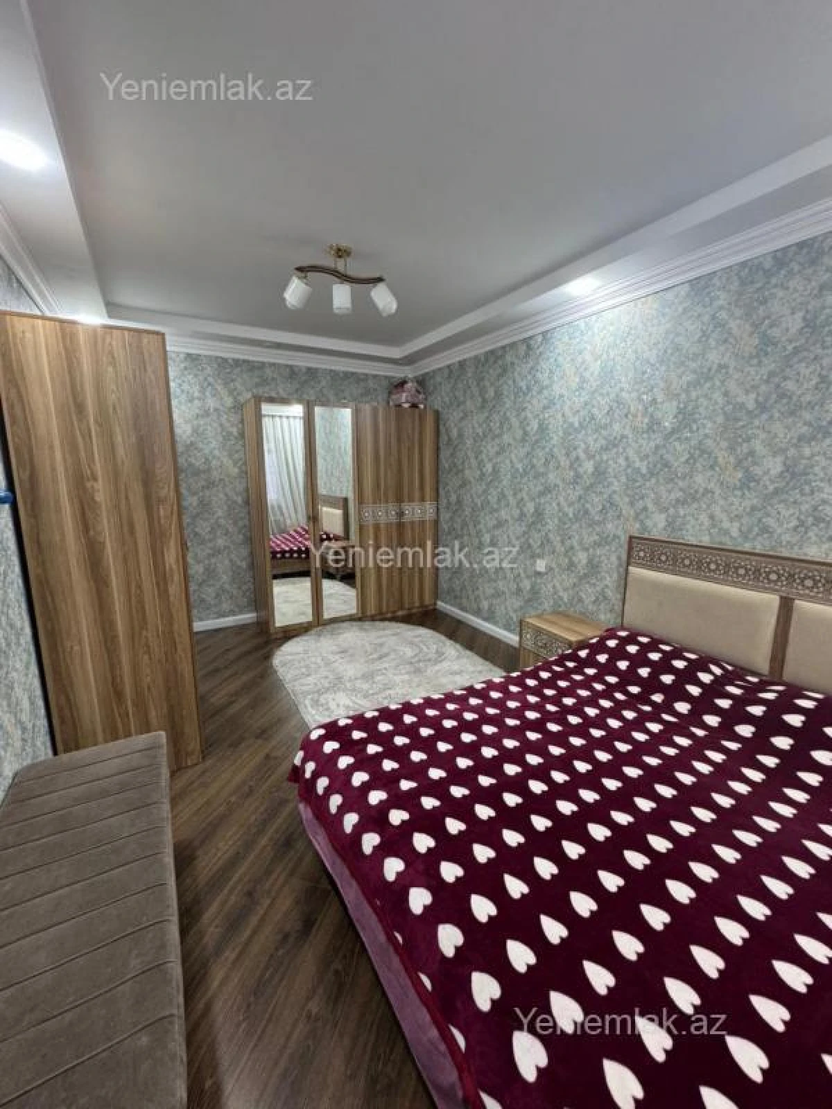 Satılır 4 otaqlı köhnə tikili 91 m²