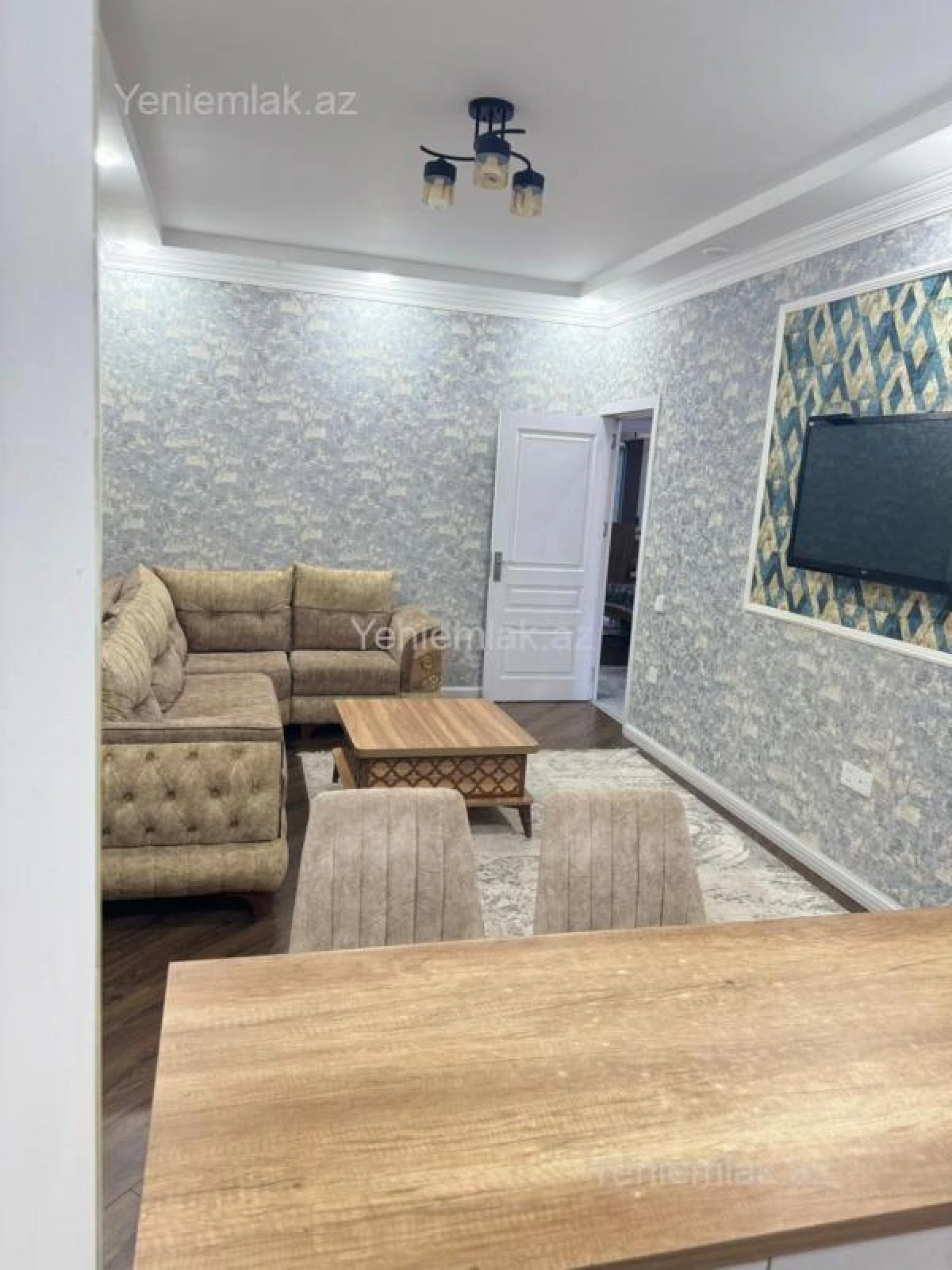 Satılır 4 otaqlı köhnə tikili 91 m²