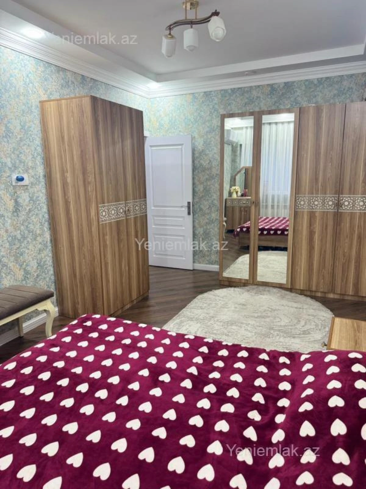 Satılır 4 otaqlı köhnə tikili 91 m²