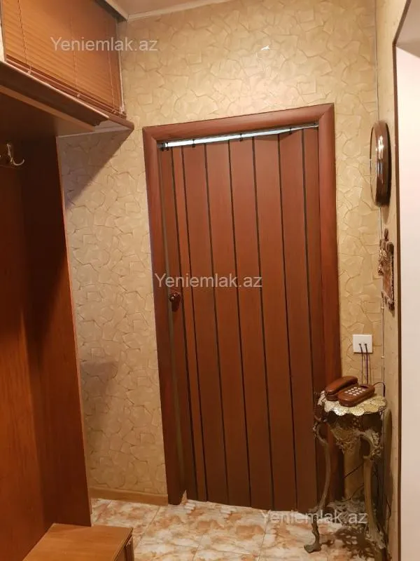 Satılır 3 otaqlı köhnə tikili 71 m²
