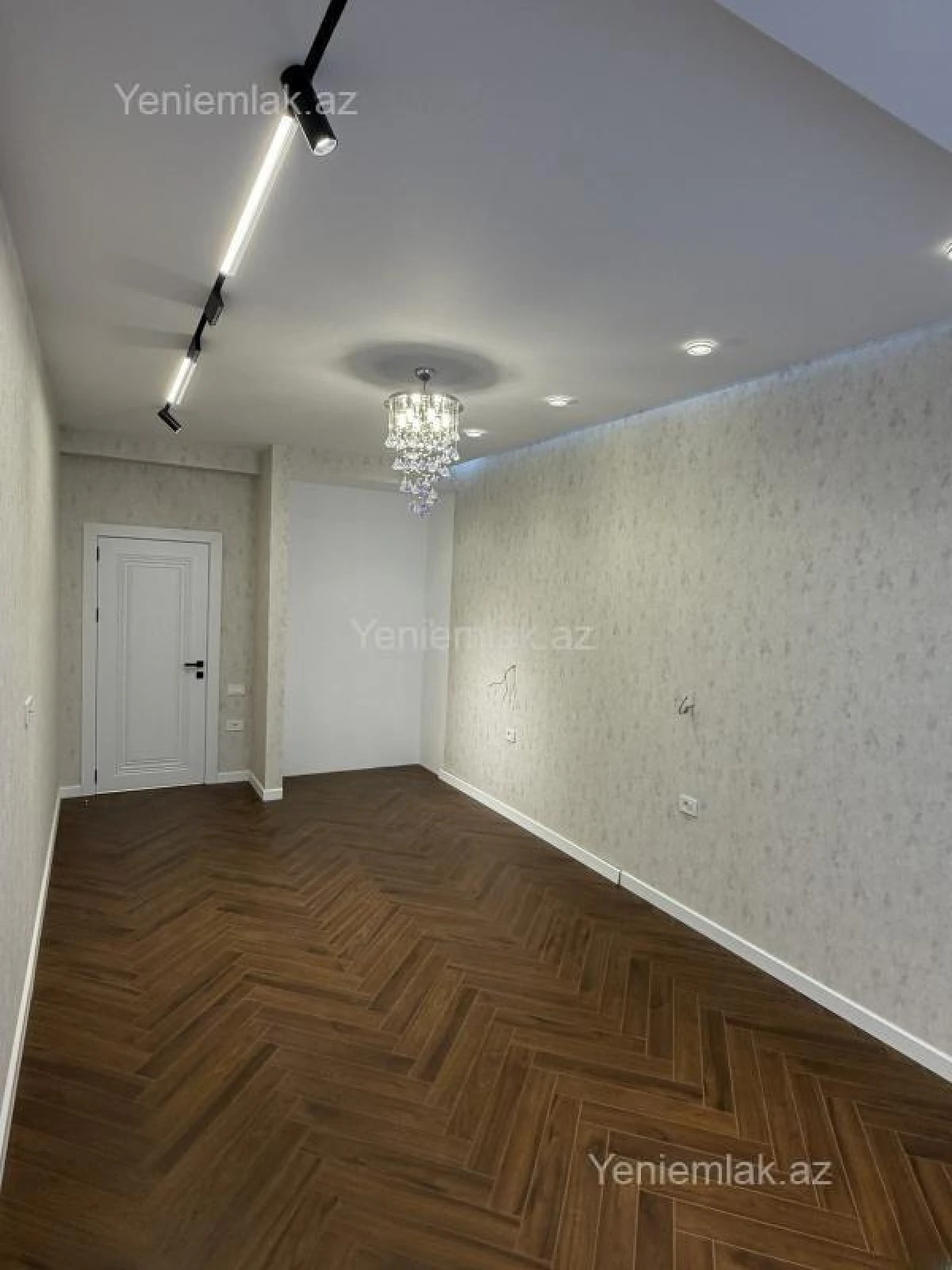 Satılır 3 otaqlı yeni tikili 140 m²