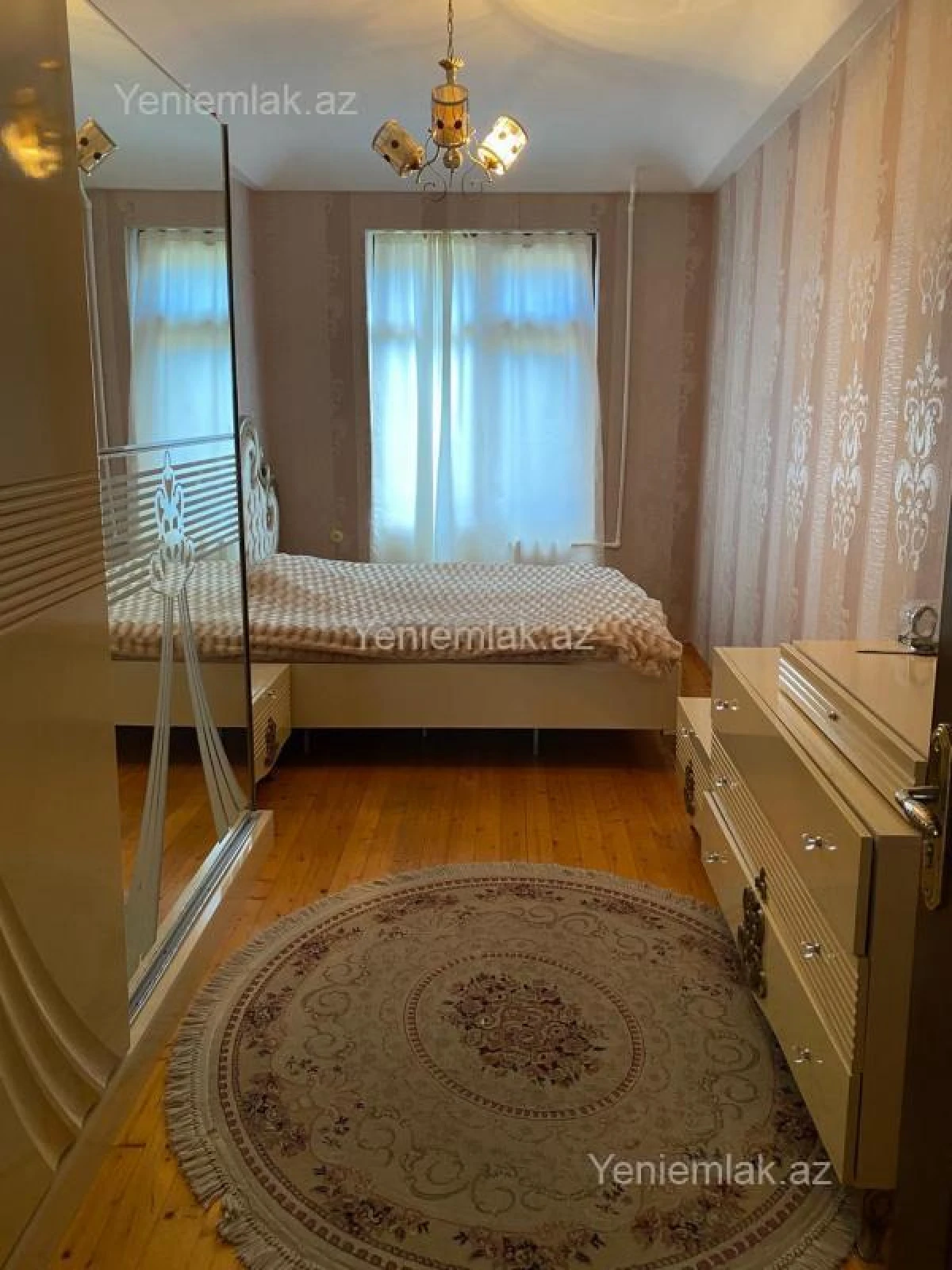 Satılır 3 otaqlı köhnə tikili 70 m²