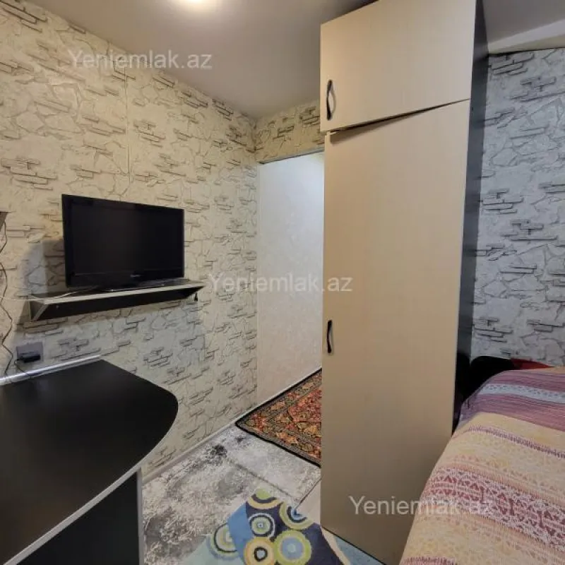 Satılır 2 otaqlı köhnə tikili 36 m²