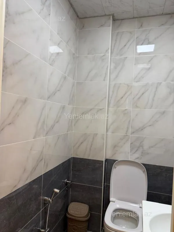 Satılır 3 otaqlı yeni tikili 100 m²