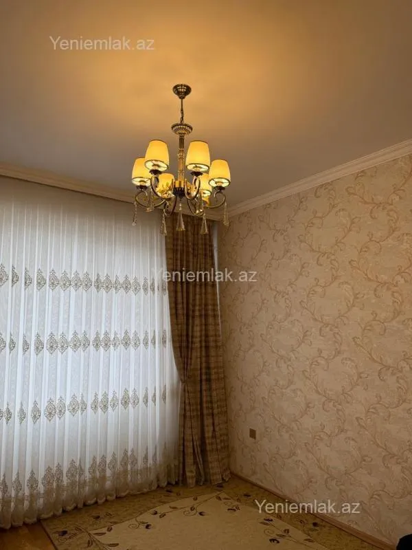 Satılır 3 otaqlı yeni tikili 100 m²