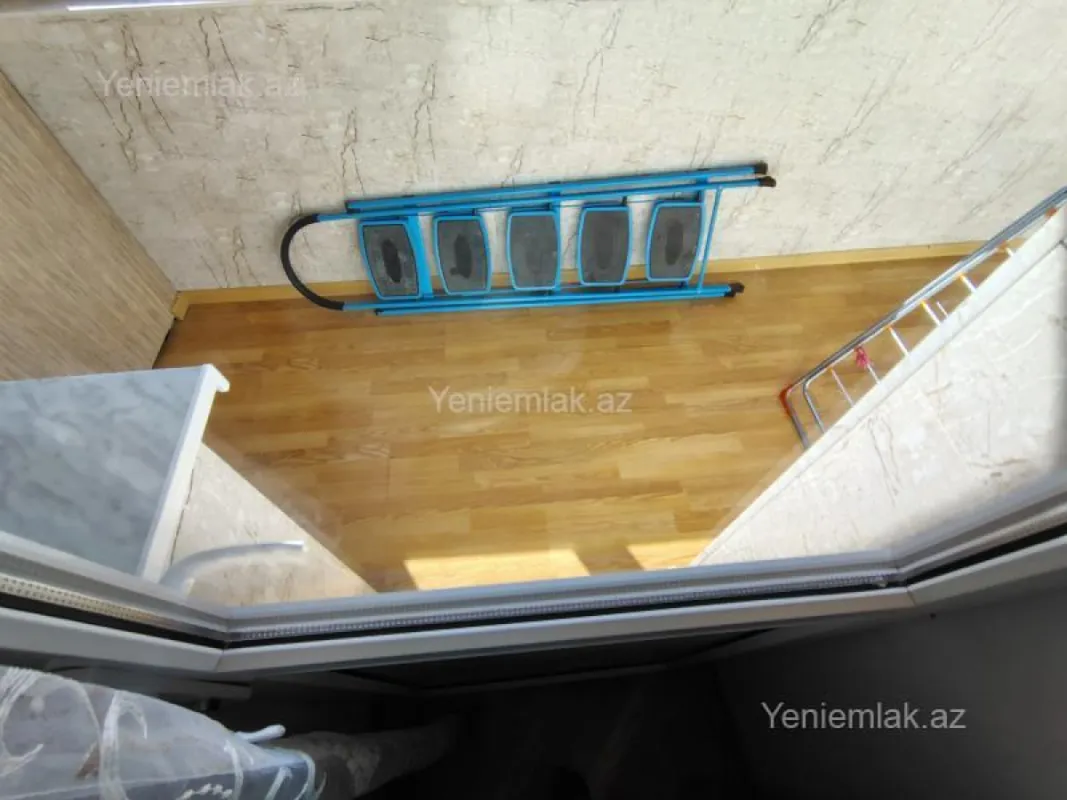 Satılır 3 otaqlı yeni tikili 125 m²
