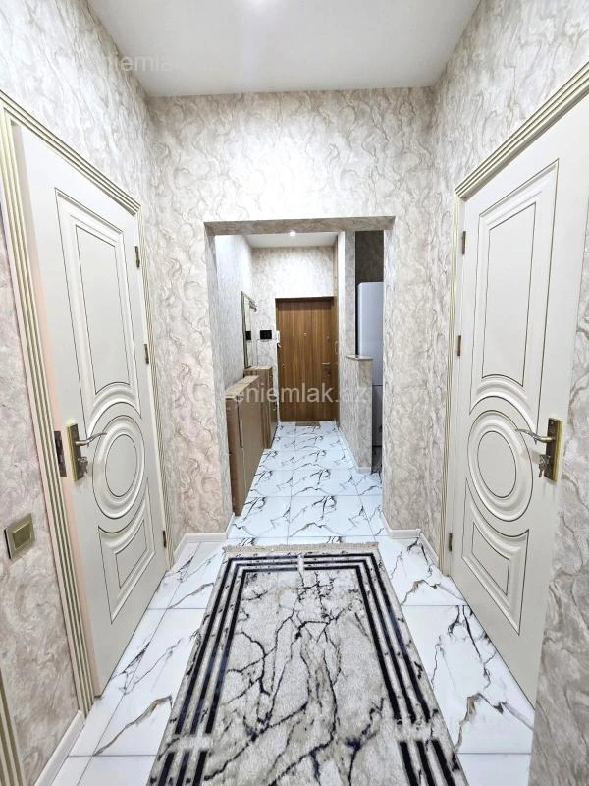 Satılır 2 otaqlı yeni tikili 65 m²