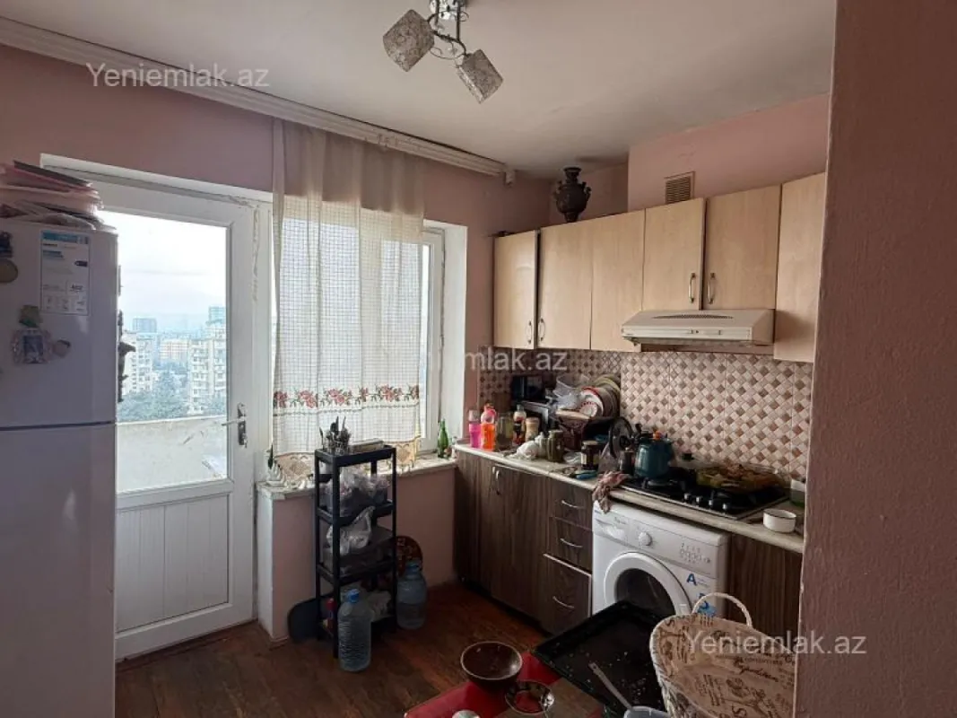 Satılır 3 otaqlı yeni tikili 98 m²