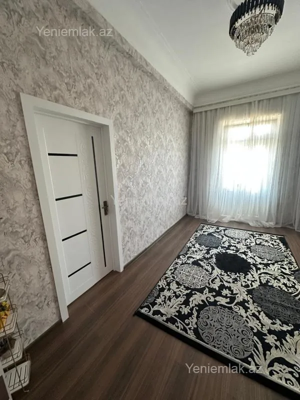 Satılır 3 otaqlı köhnə tikili 80 m²
