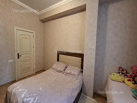 Satılır 2 otaqlı yeni tikili 80 m²