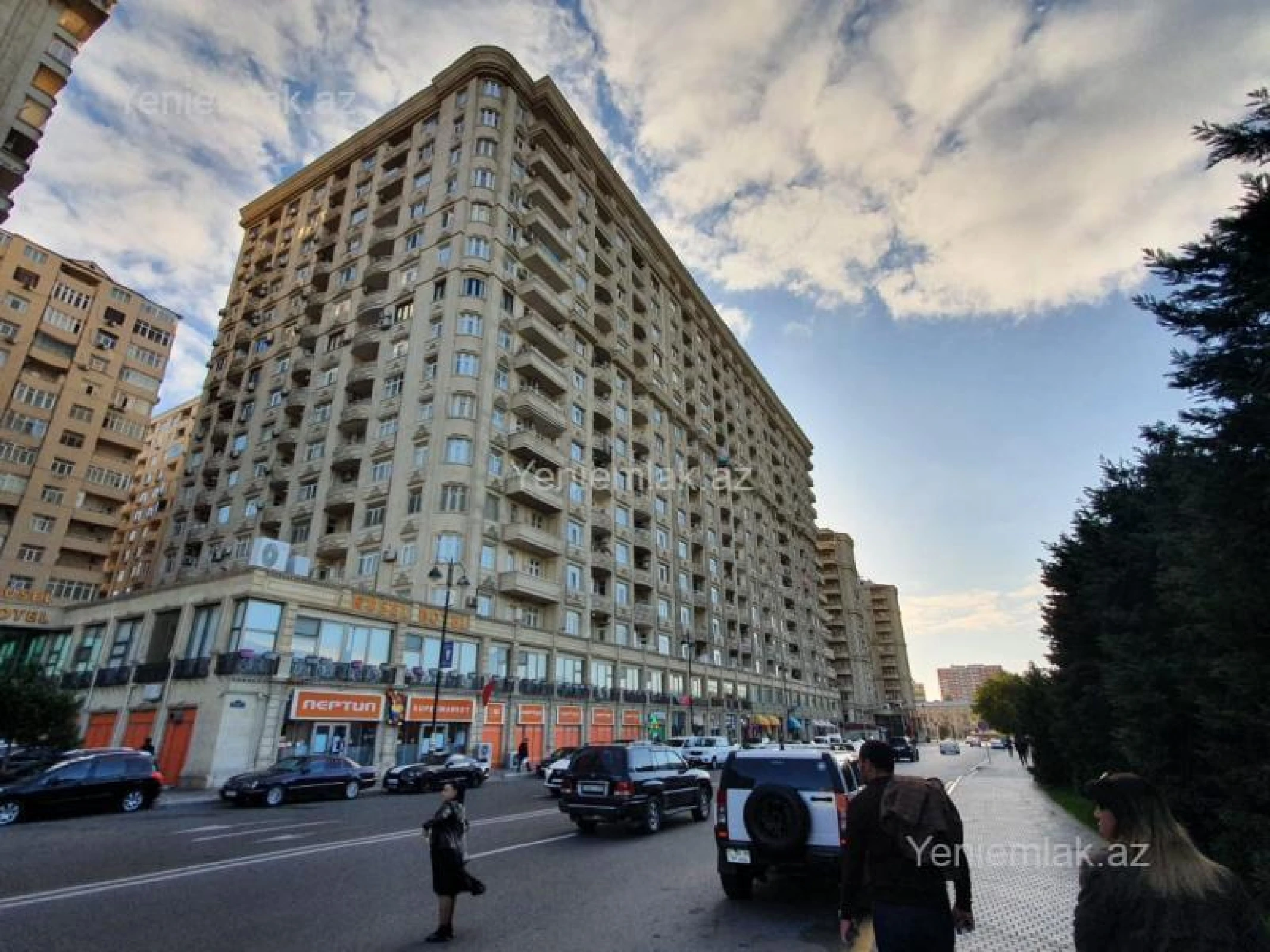 Satılır 2 otaqlı yeni tikili 100 m²