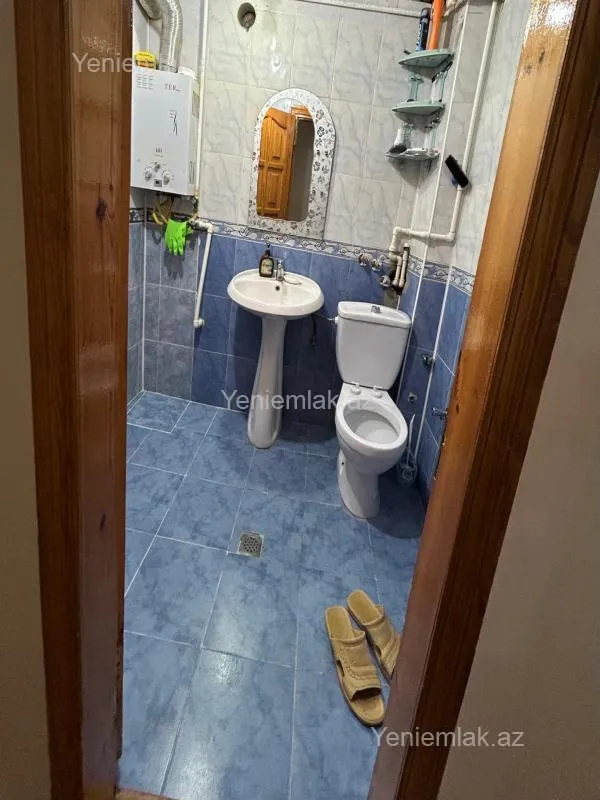 Satılır 2 otaqlı köhnə tikili 45 m²