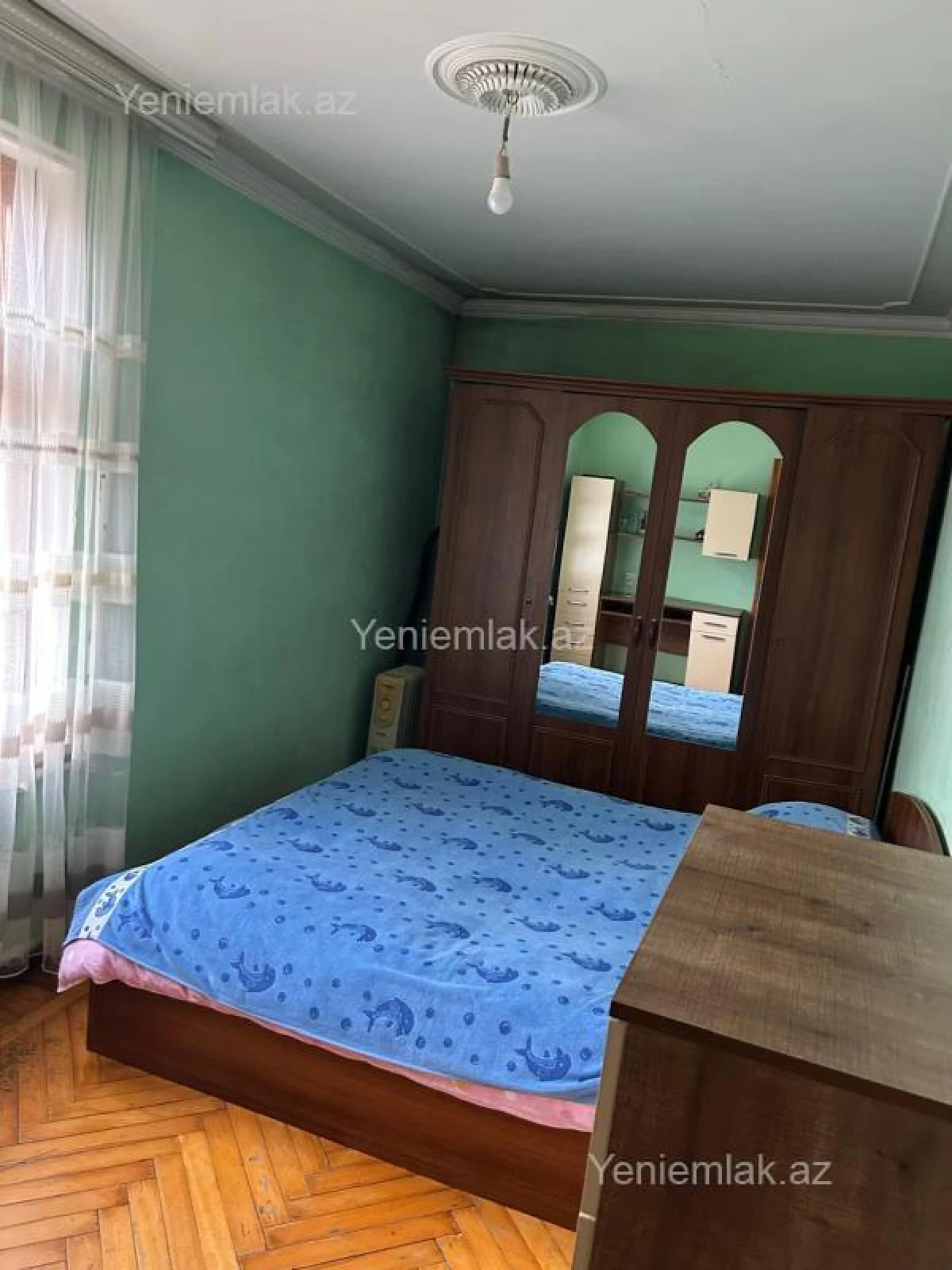 Satılır 2 otaqlı köhnə tikili 45 m²