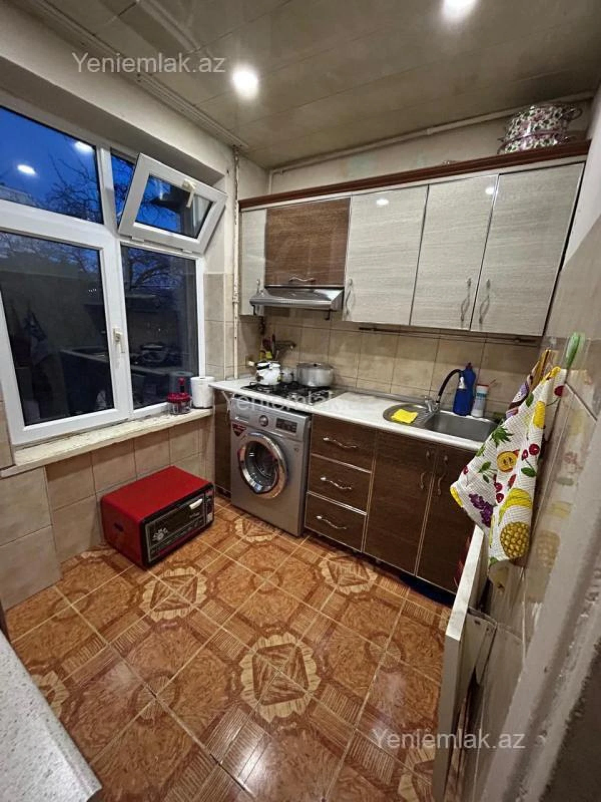 Satılır 2 otaqlı köhnə tikili 45 m²