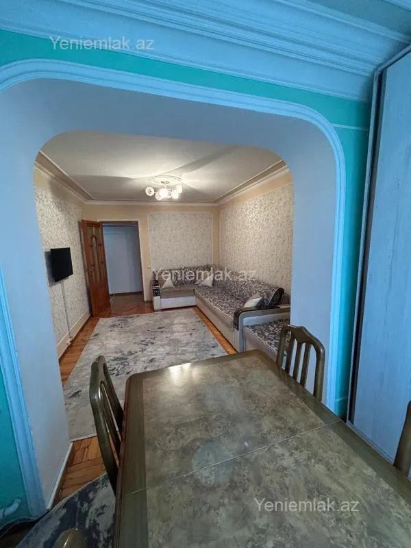 Satılır 2 otaqlı köhnə tikili 45 m²
