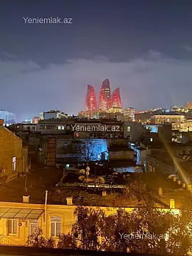 Satılır 3 otaqlı köhnə tikili 100 m²