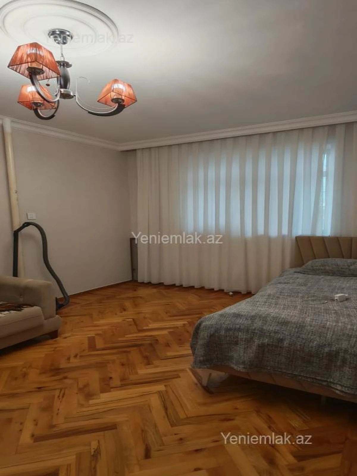 Satılır 3 otaqlı köhnə tikili 80 m²