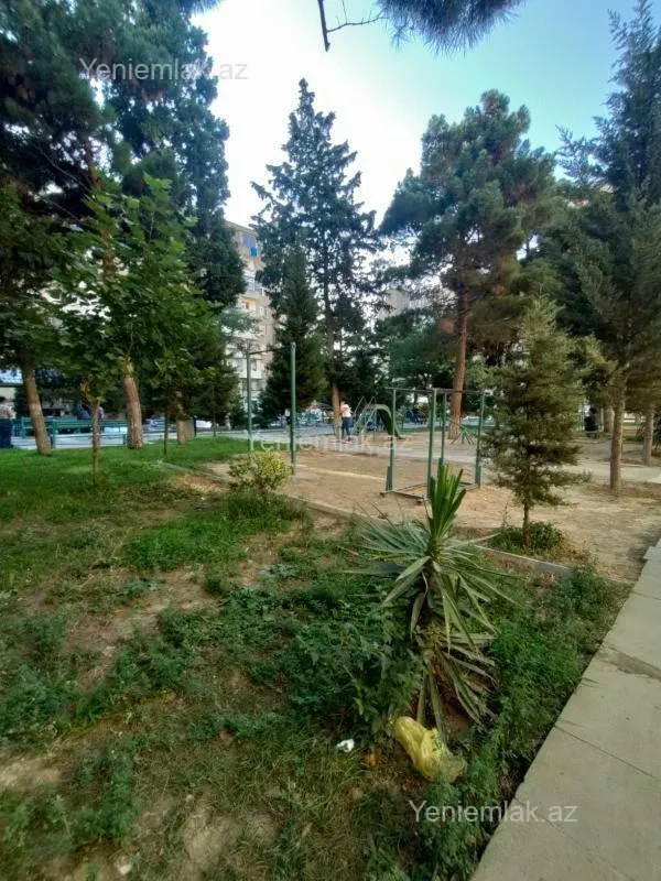 Satılır 3 otaqlı köhnə tikili 80 m²