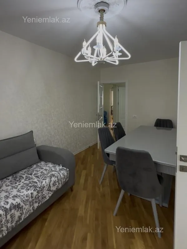 Satılır 3 otaqlı köhnə tikili 70 m²