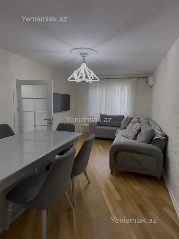 Satılır 3 otaqlı köhnə tikili 70 m²