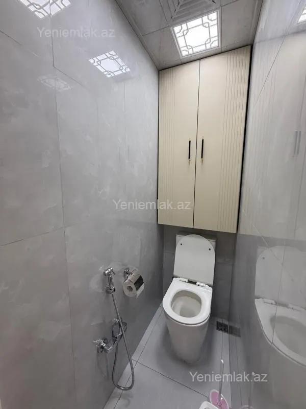 Satılır 3 otaqlı köhnə tikili 70 m²