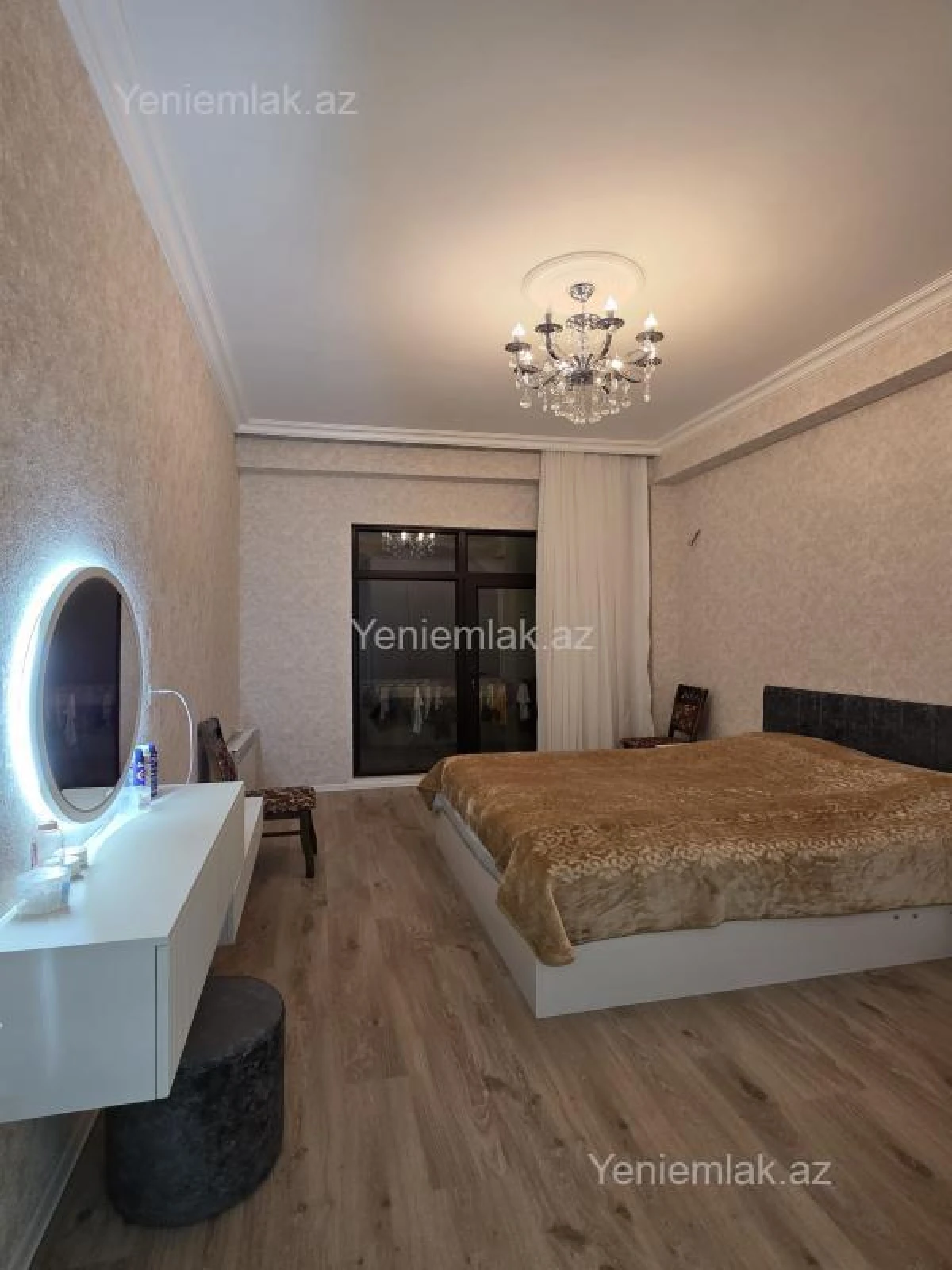 Satılır 3 otaqlı yeni tikili 141 m²