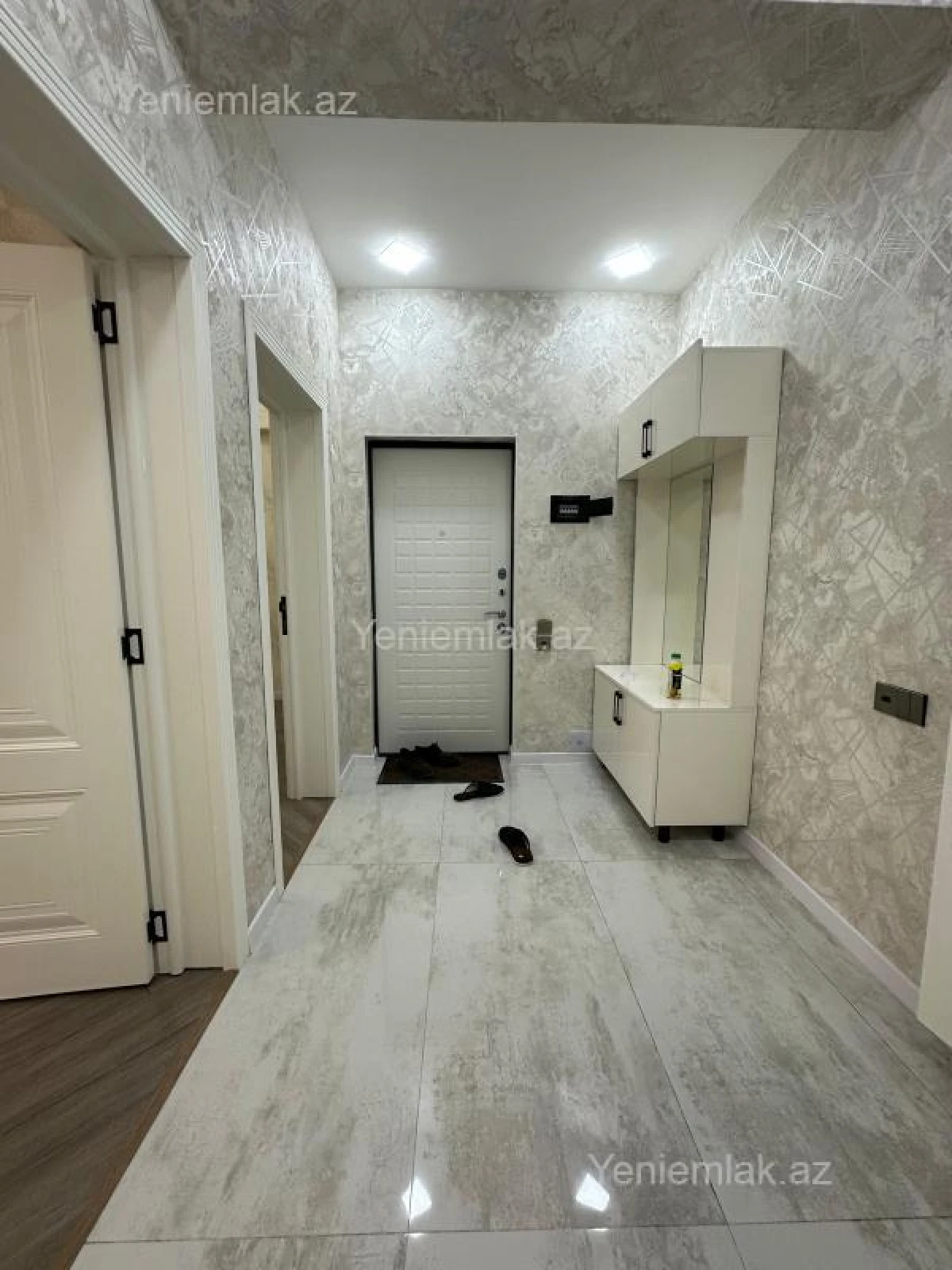 Satılır 2 otaqlı yeni tikili 63 m²