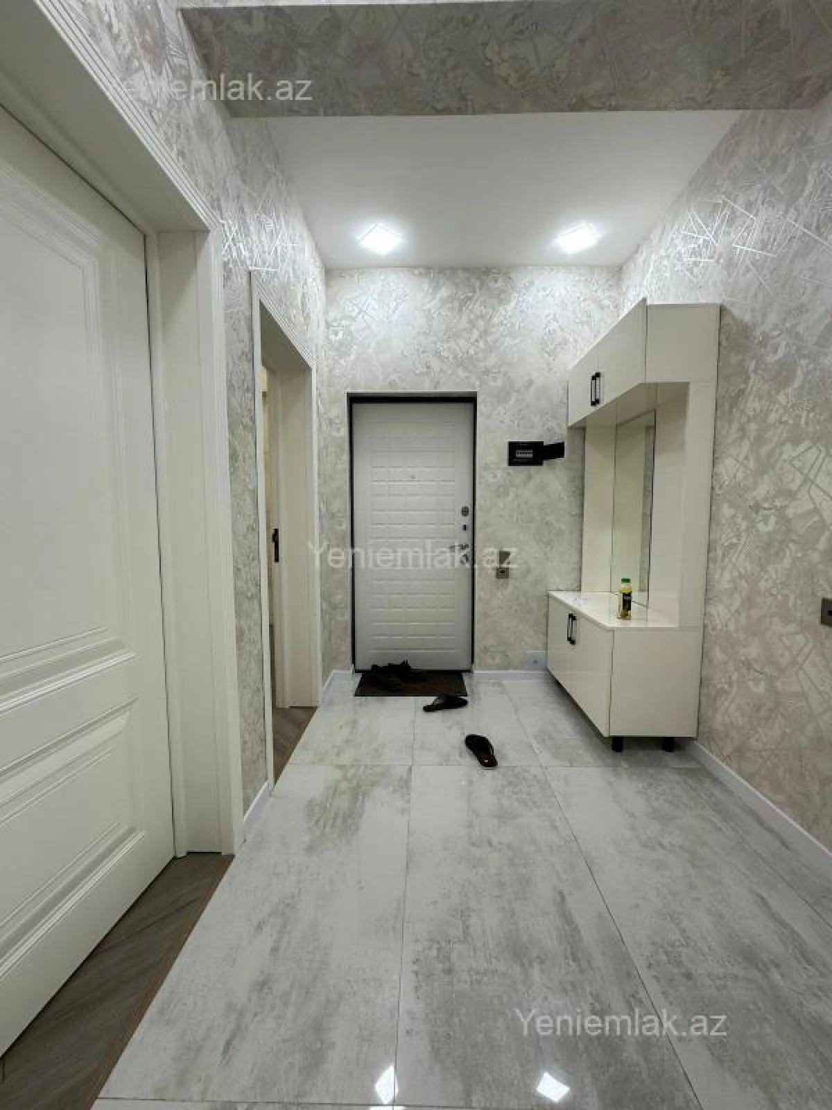 Satılır 2 otaqlı yeni tikili 63 m²