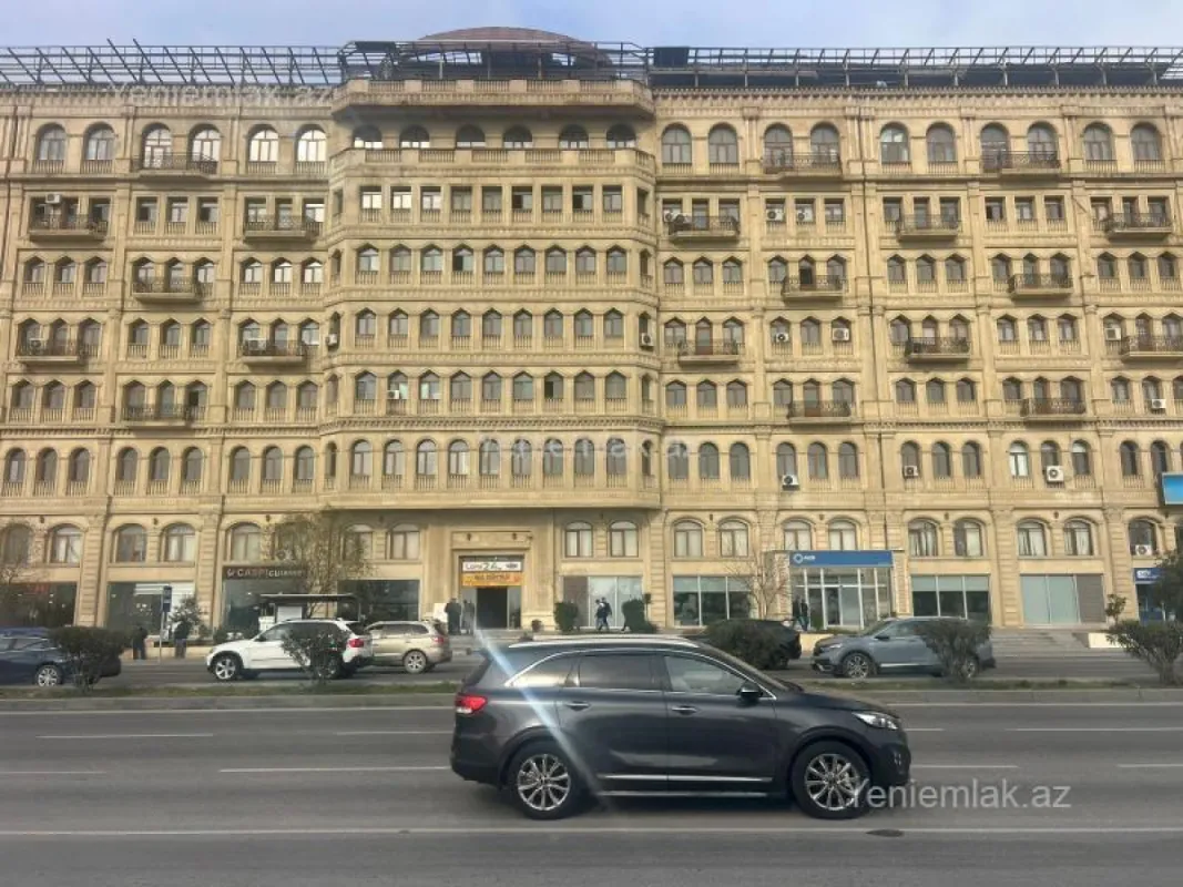 Satılır 1 otaqlı obyekt 40 m²