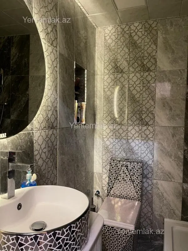 Satılır 3 otaqlı yeni tikili 80 m²