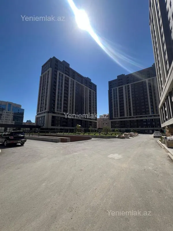 Satılır 3 otaqlı yeni tikili 127 m²