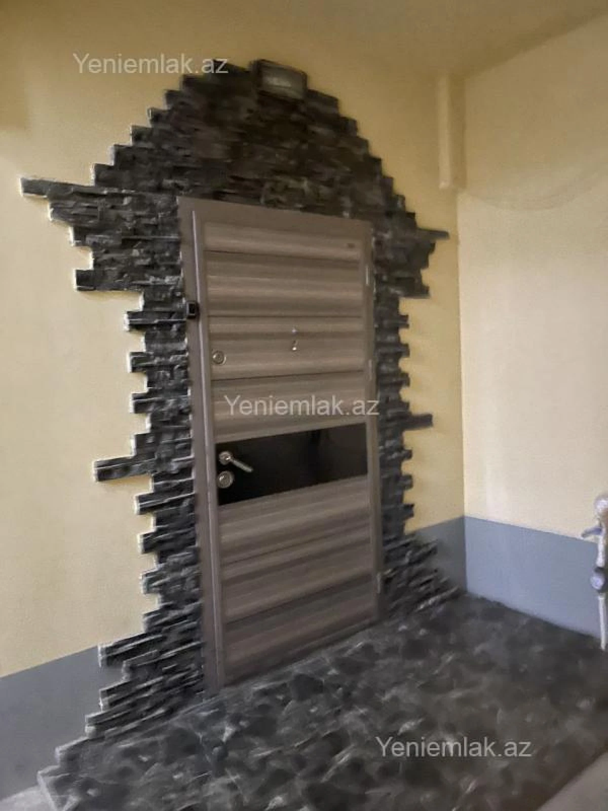 Satılır 3 otaqlı yeni tikili 100 m²