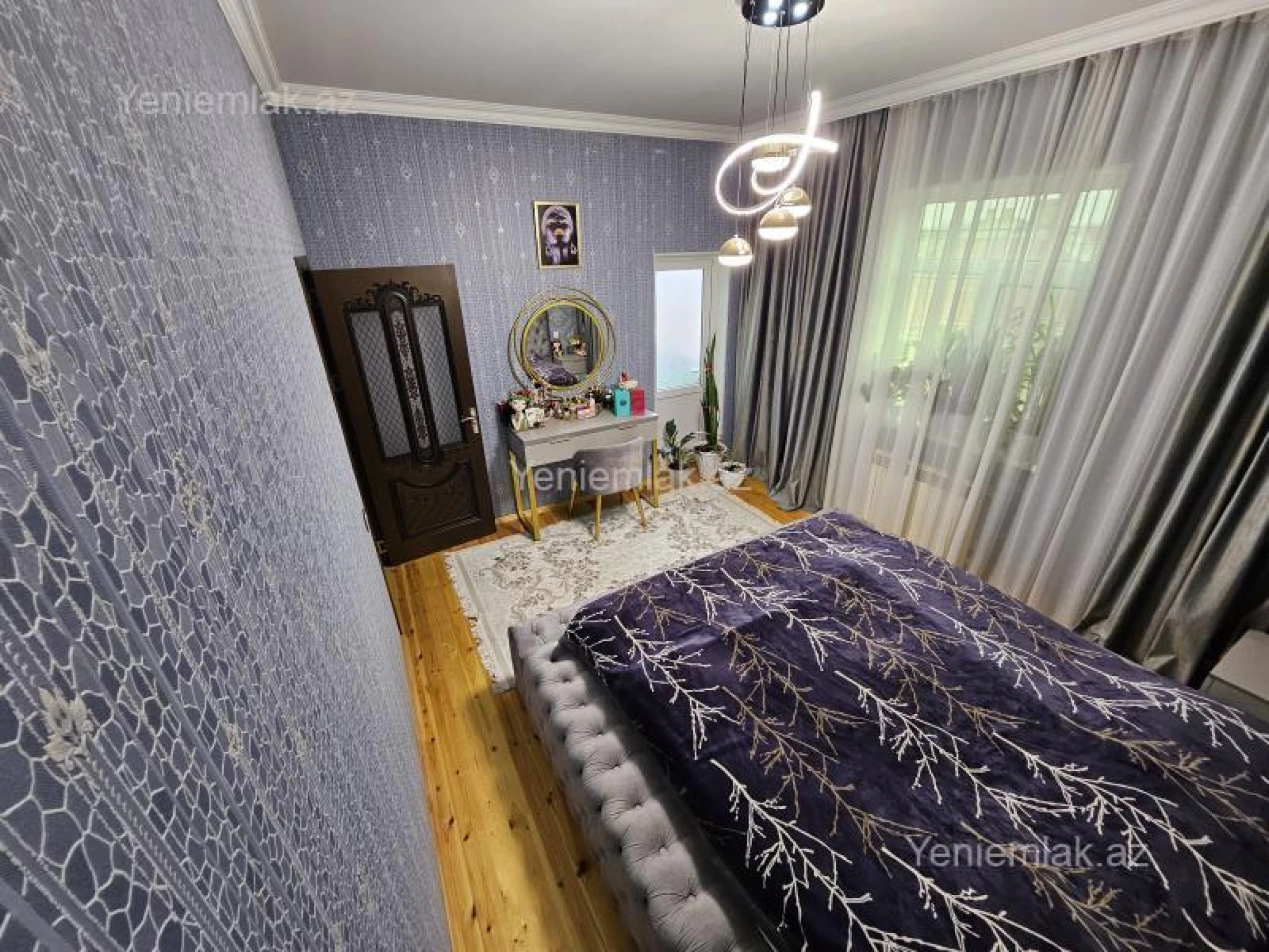 Satılır 6 otaqlı həyət evi 174 m²