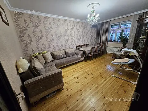 Satılır 6 otaqlı həyət evi 174 m²