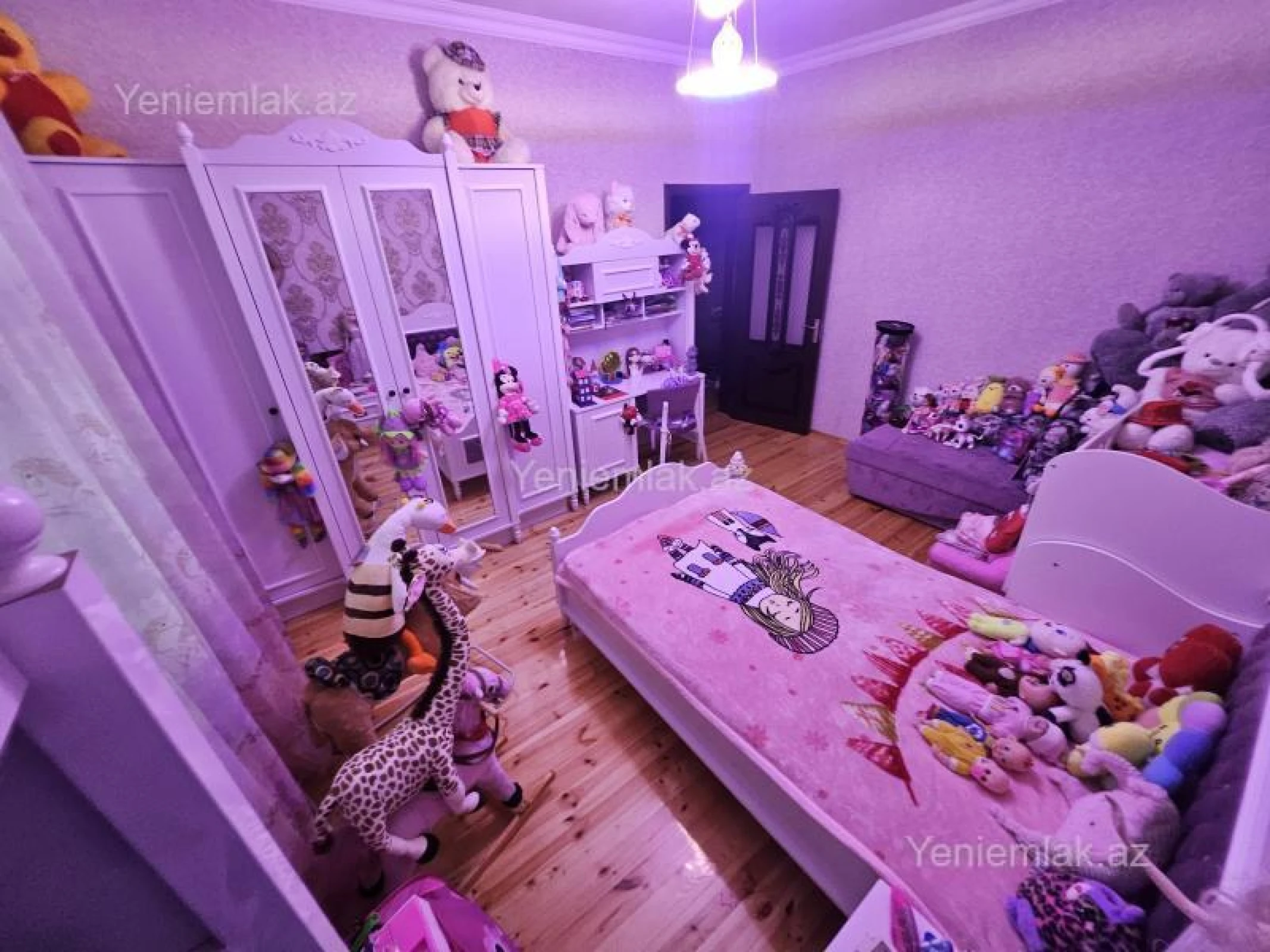 Satılır 6 otaqlı həyət evi 174 m²