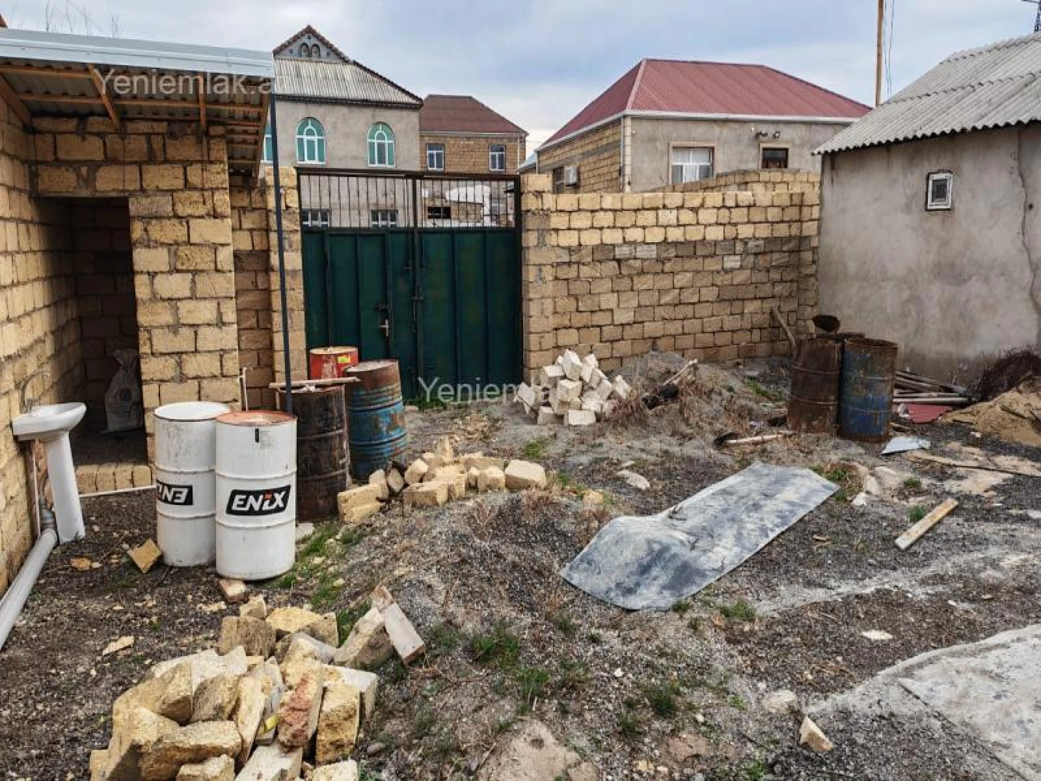 Satılır 3 otaqlı həyət evi 110 m²