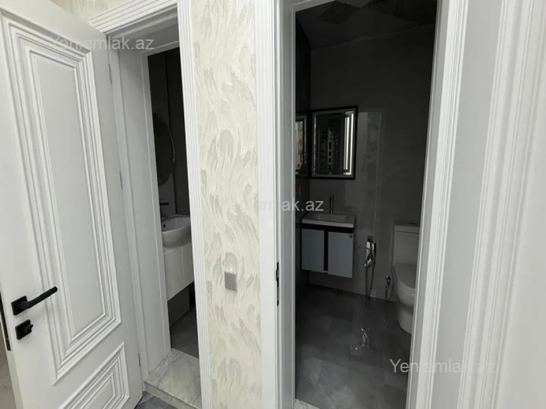 Satılır 4 otaqlı yeni tikili 131 m²