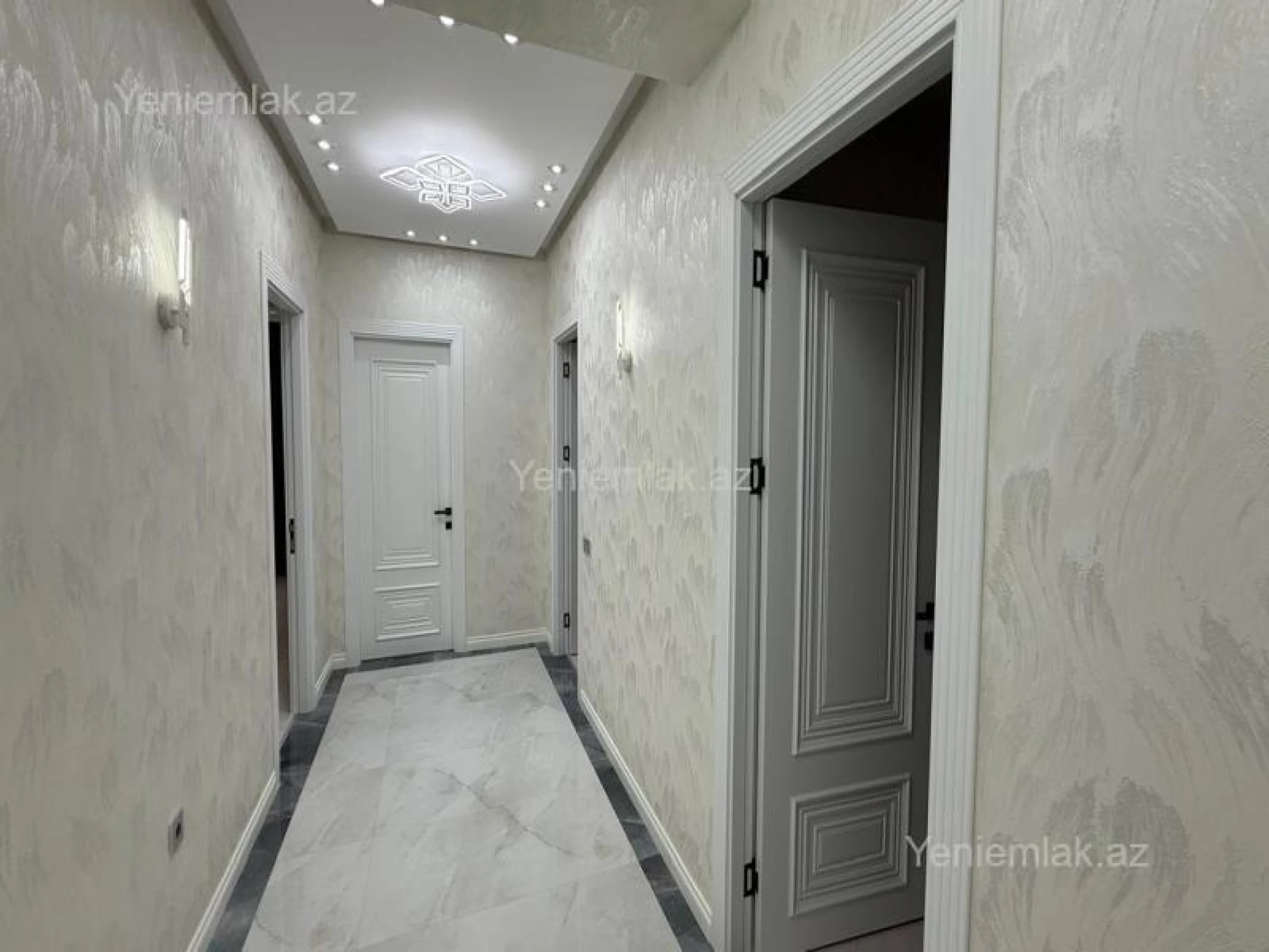 Satılır 4 otaqlı yeni tikili 131 m²