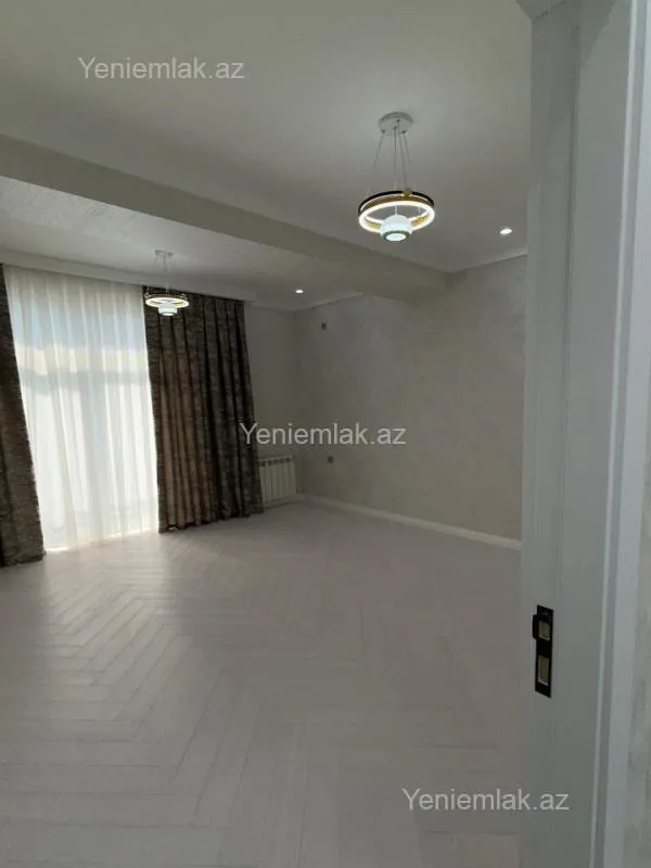 Satılır 4 otaqlı yeni tikili 131 m²