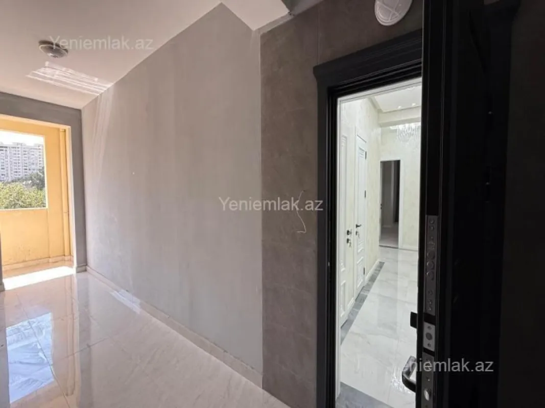 Satılır 4 otaqlı yeni tikili 131 m²