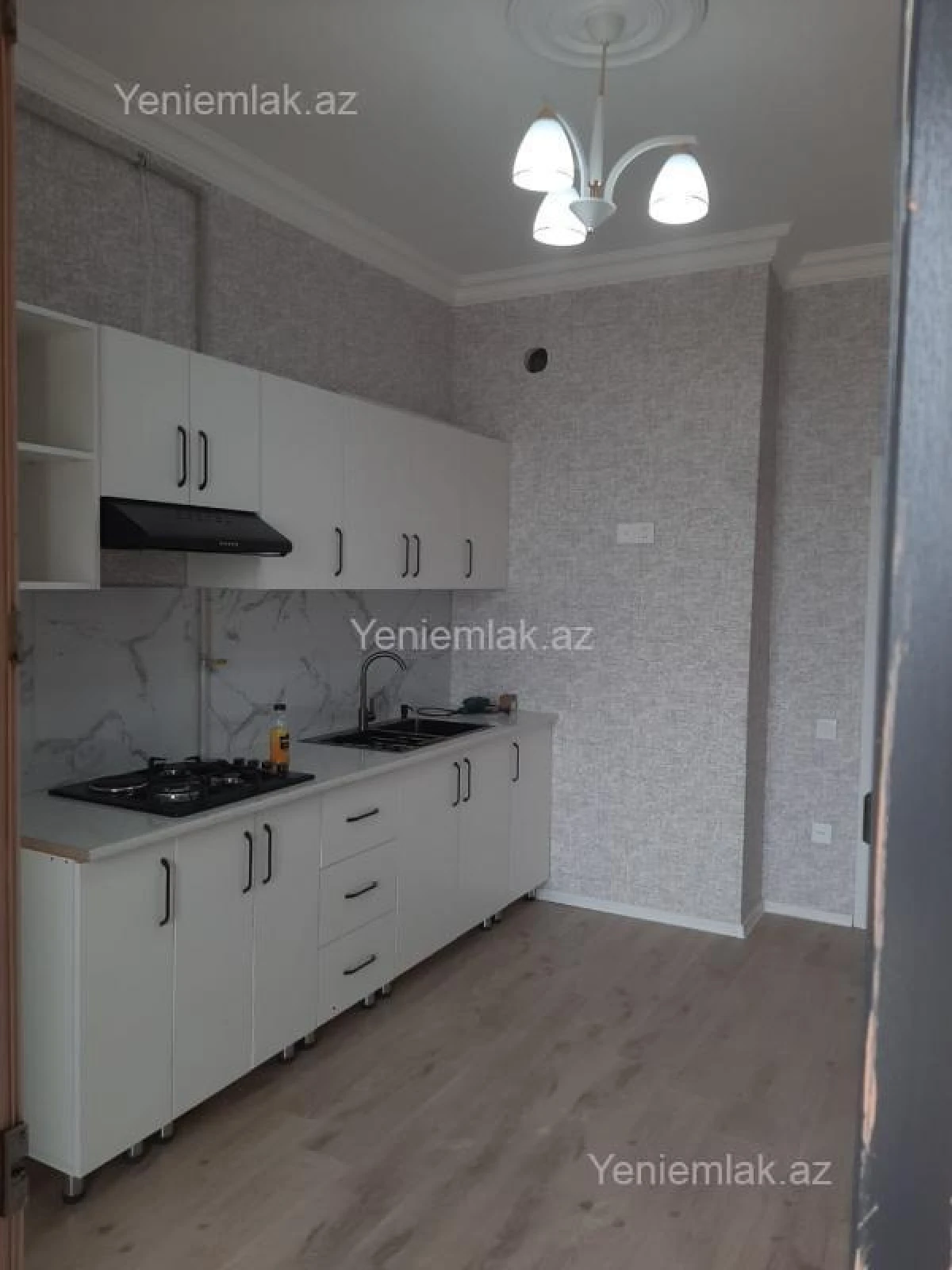Satılır 2 otaqlı yeni tikili 93 m²